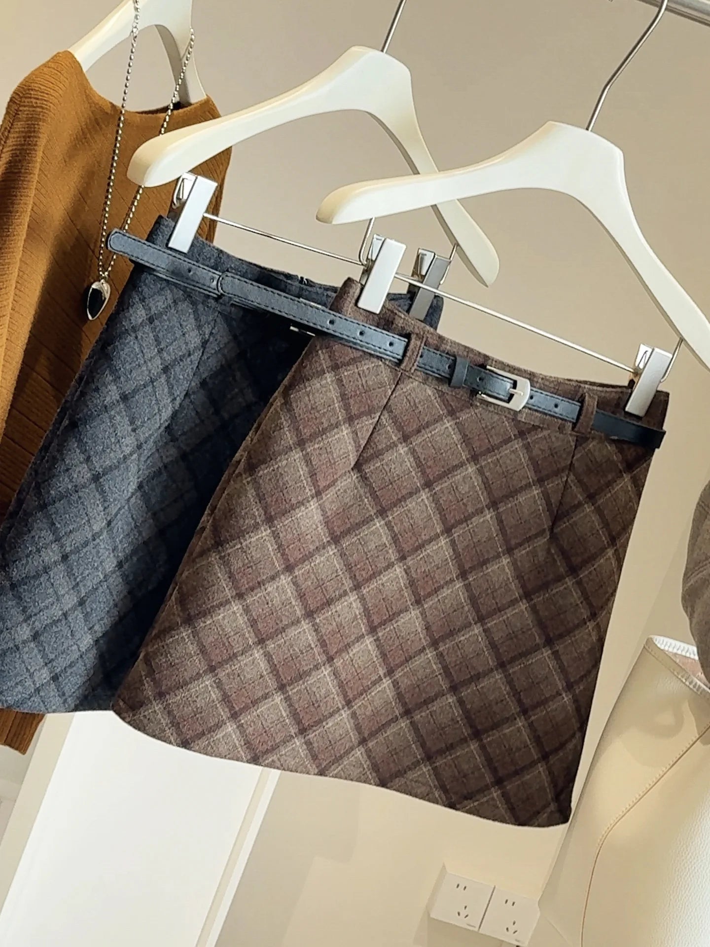 anti glare mini skirt