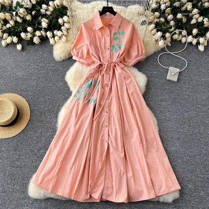 Retro Embroidered Loose Waist Cinched dress