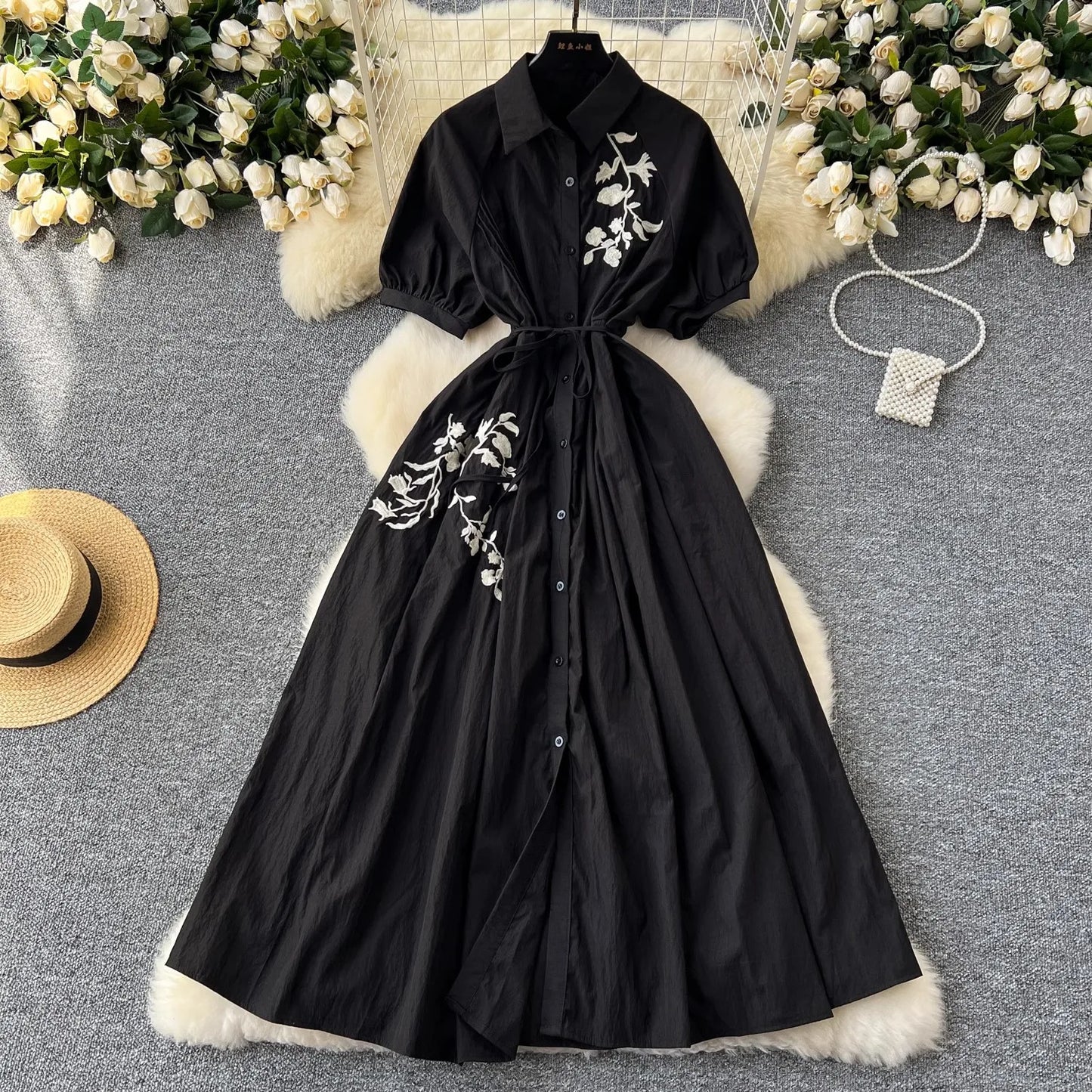 Retro Embroidered Loose Waist Cinched dress