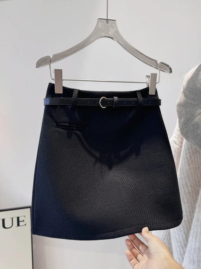 high waist slimming and anti glare A-line hip hugging short skirt