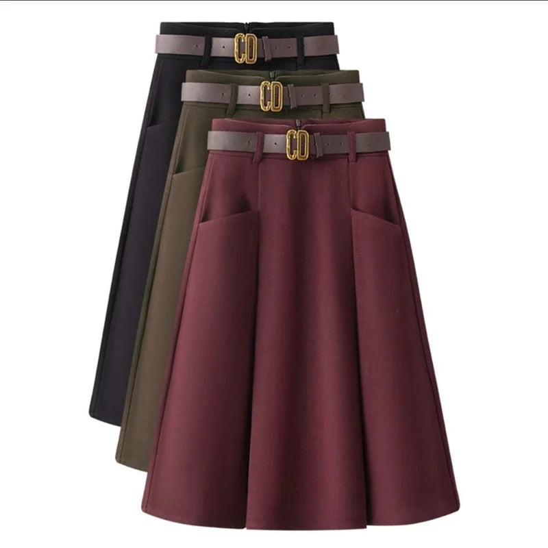 Wool mid height Skirt