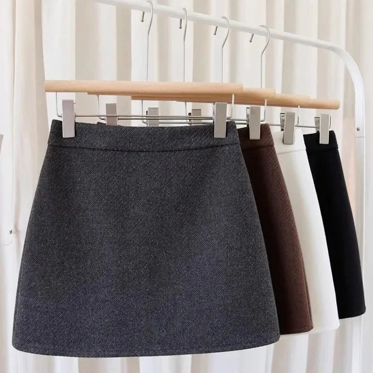 Thickened Line Mini skirt