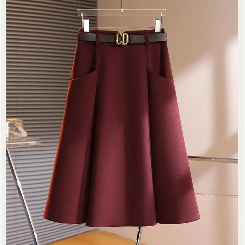 Wool mid height Skirt