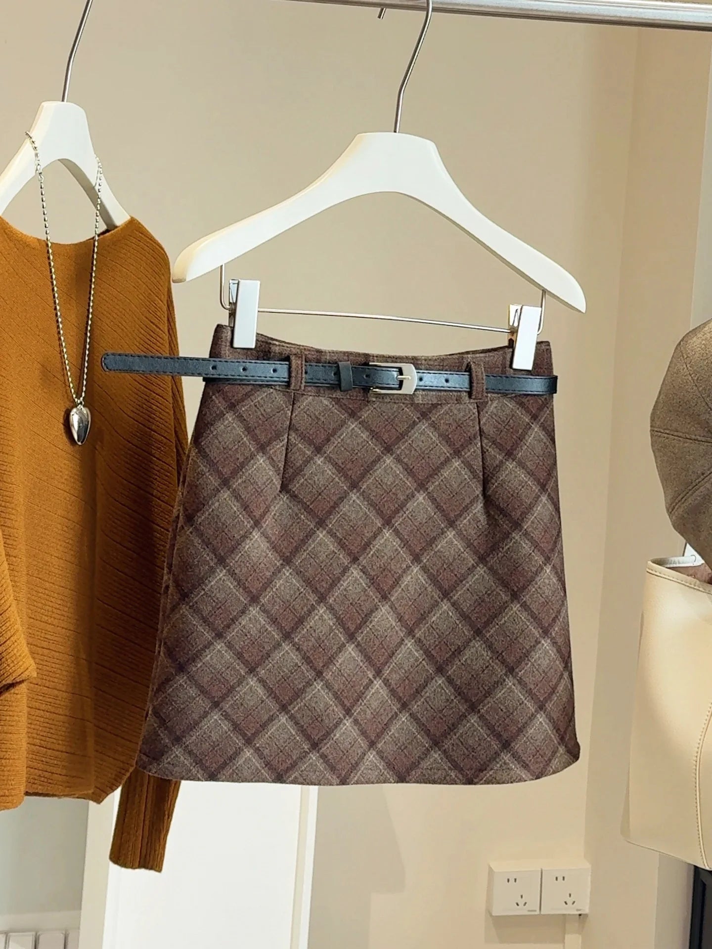 anti glare mini skirt